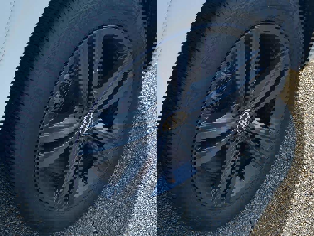 Used 2024 Volkswagen Jetta SE image 22