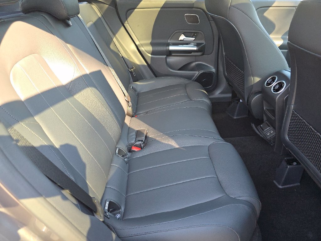 New 2026 Mercedes-Benz GLA 250 4MATIC image 20