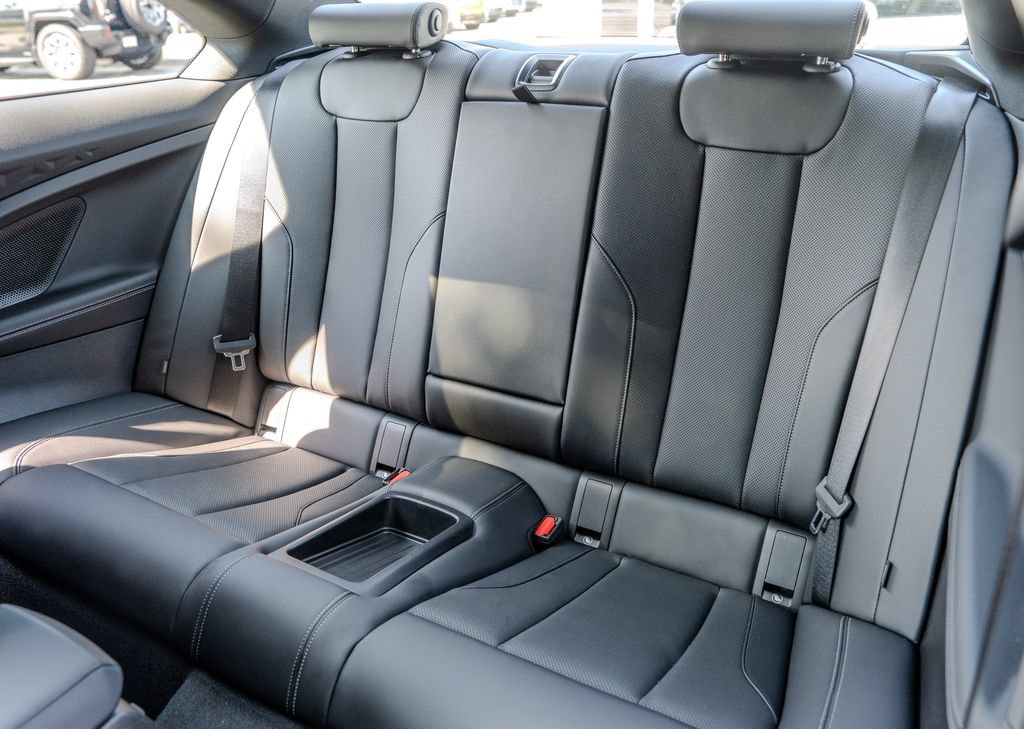 Used 2025 BMW 230i Coupe RWD image 19