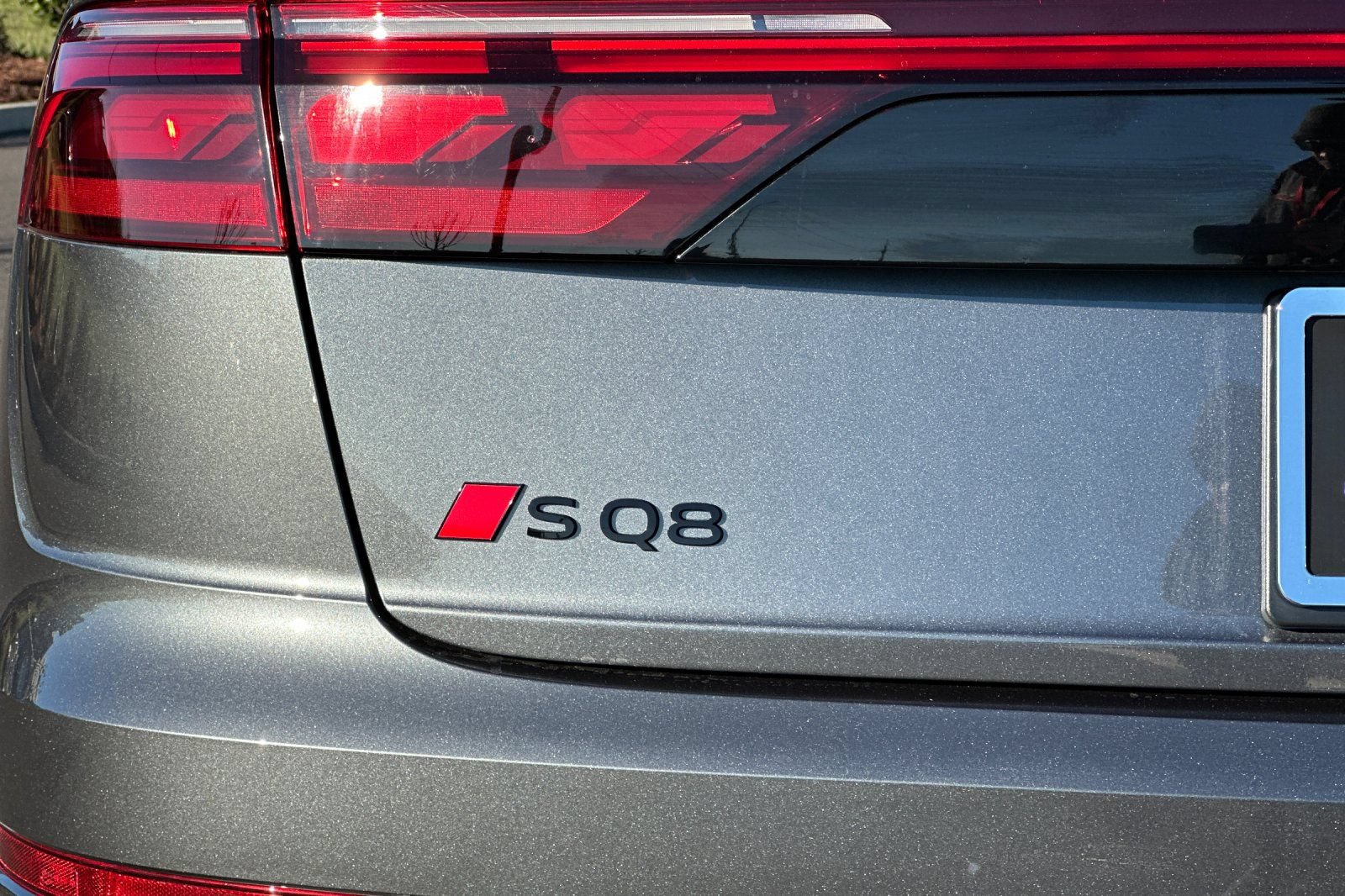 New 2026 Audi SQ8 Prestige AWD/4WD image 25