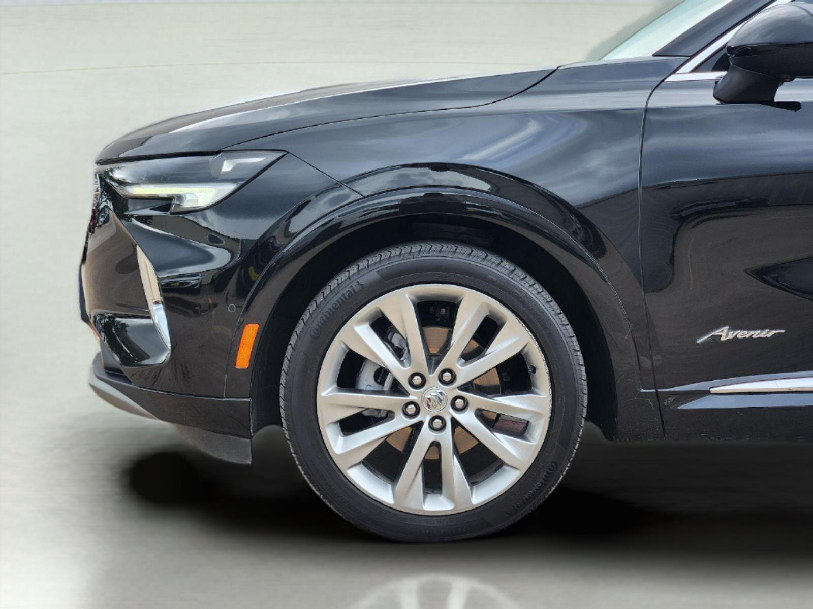 Certified 2023 Buick Envision Avenir AWD/4WD image 9