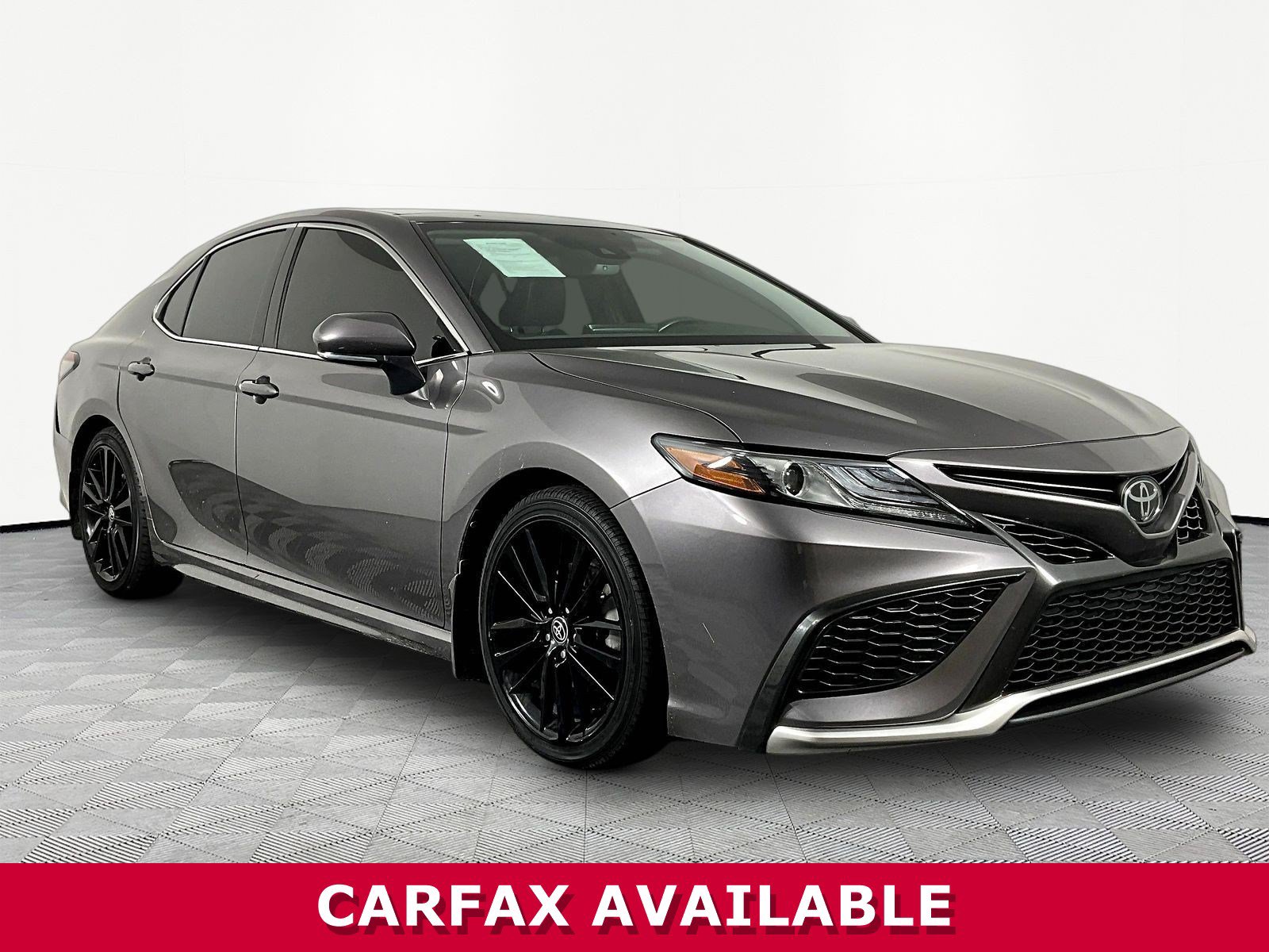 Used 2023 Toyota Camry XSE w/ Cold Weather Package AWD/4WD image 3