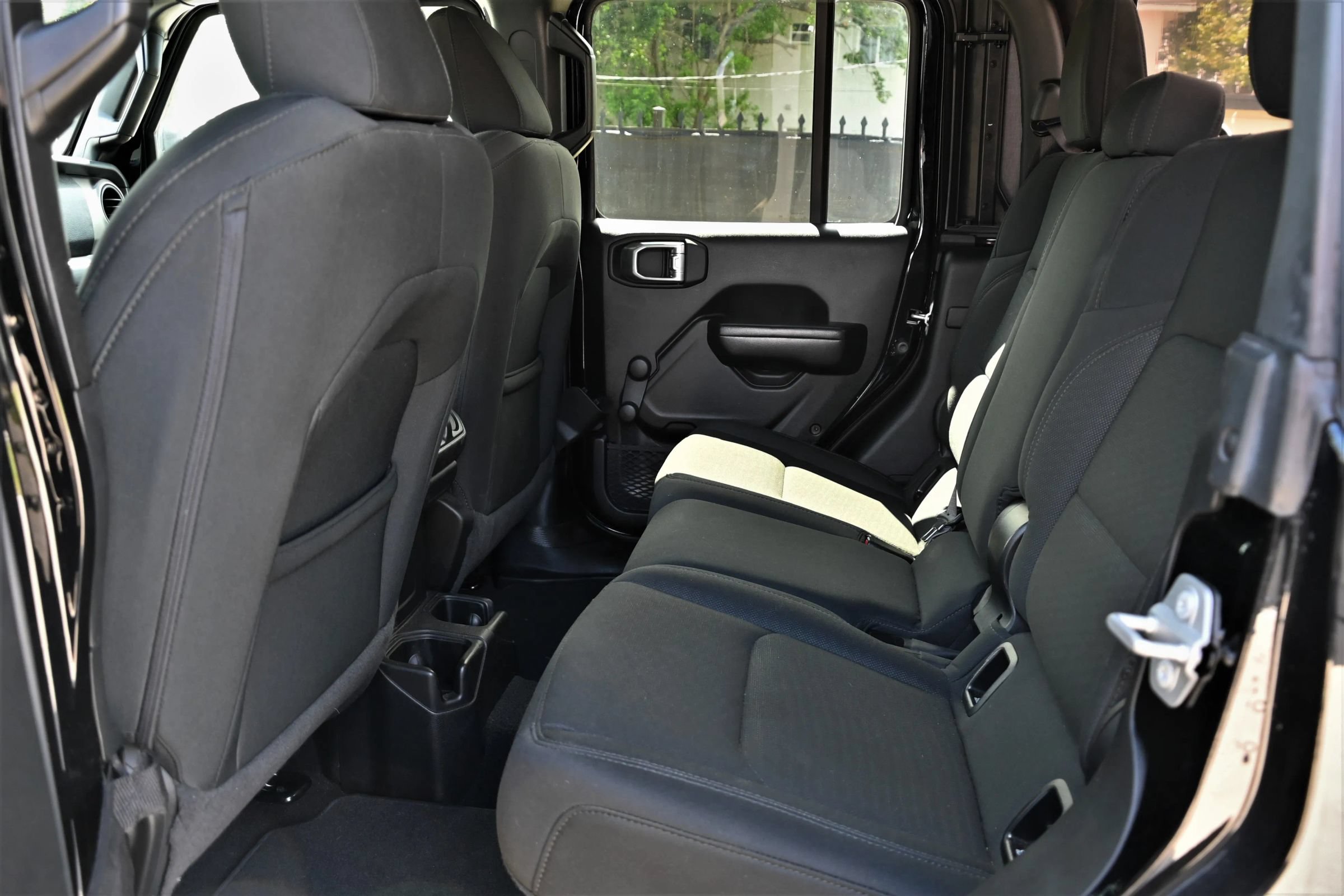 Used 2021 Jeep Gladiator Sport w/ Auxiliary Switch Group AWD/4WD image 14