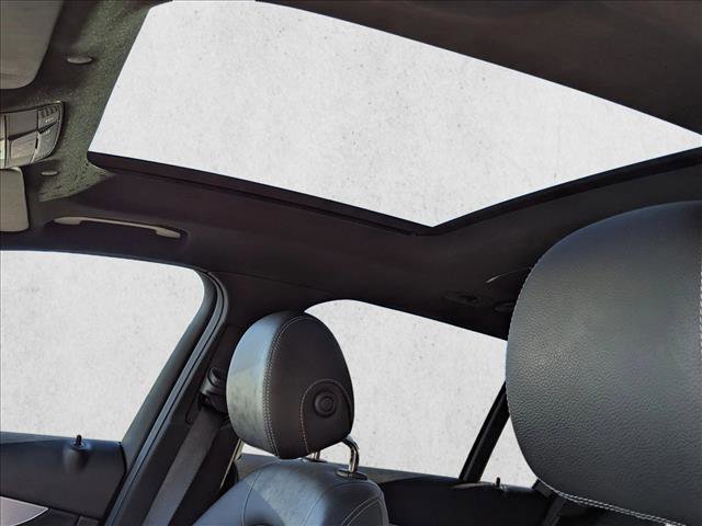 Used 2021 Mercedes-Benz GLC 300 4MATIC image 14