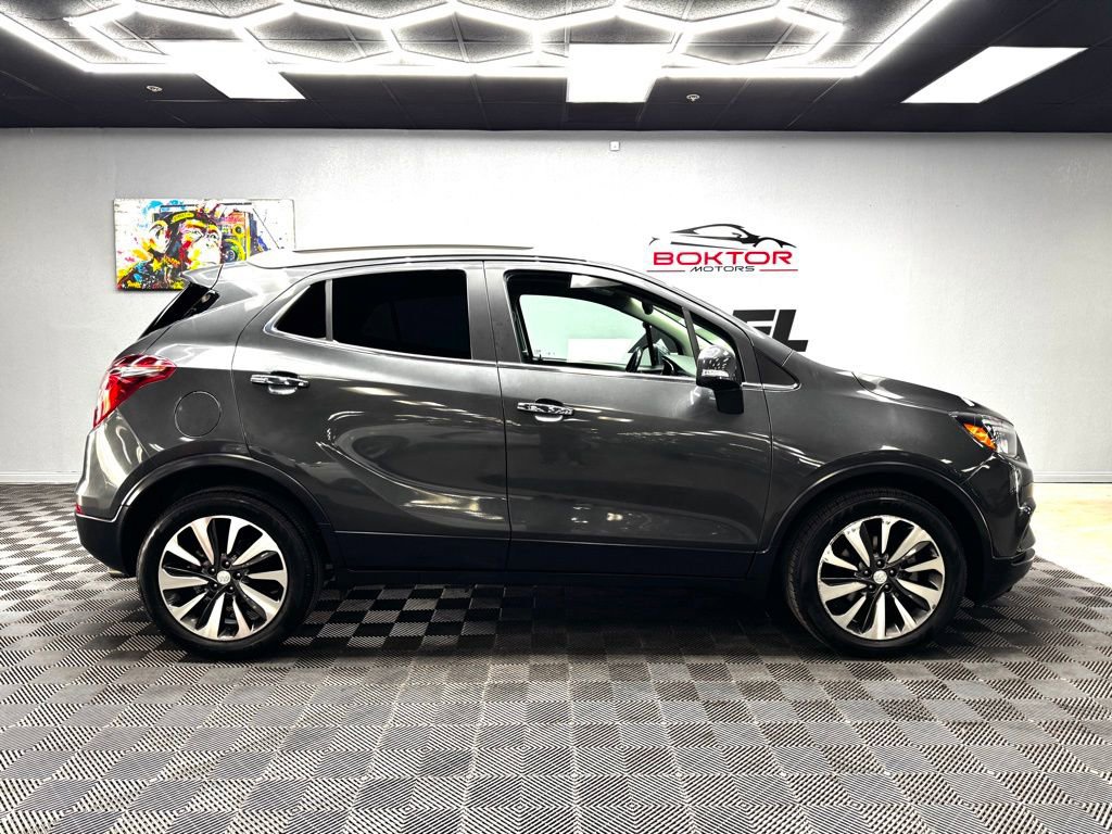 Used 2018 Buick Encore Essence FWD image 16
