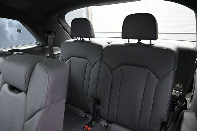 Used 2021 Audi Q7 3.0T Premium Plus AWD/4WD image 30
