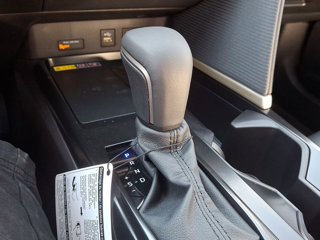 New 2026 Toyota Camry SE FWD image 18