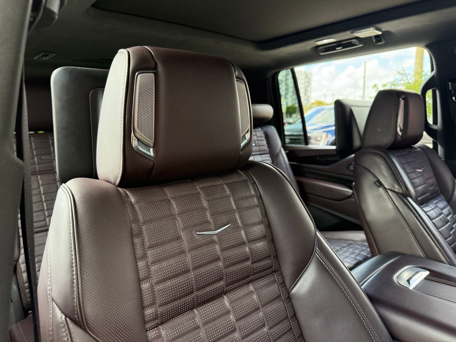 Used 2022 Cadillac Escalade ESV Sport Platinum image 22