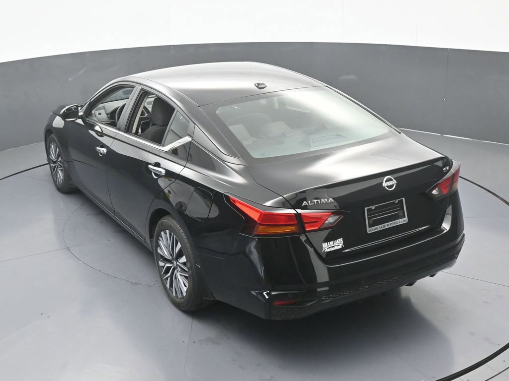 Used 2024 Nissan Altima 2.5 SV image 82