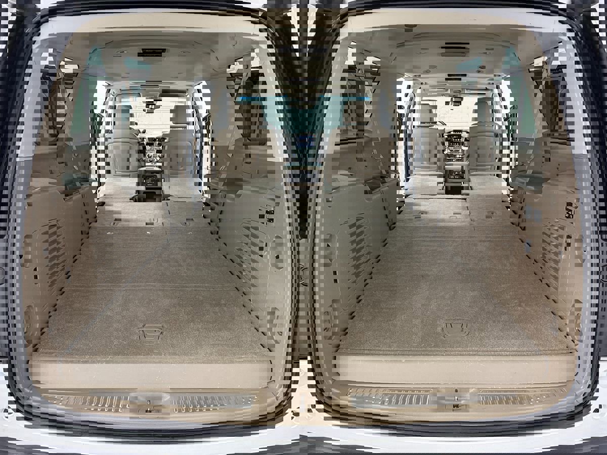 Used 2016 Chevrolet Suburban LTZ image 34