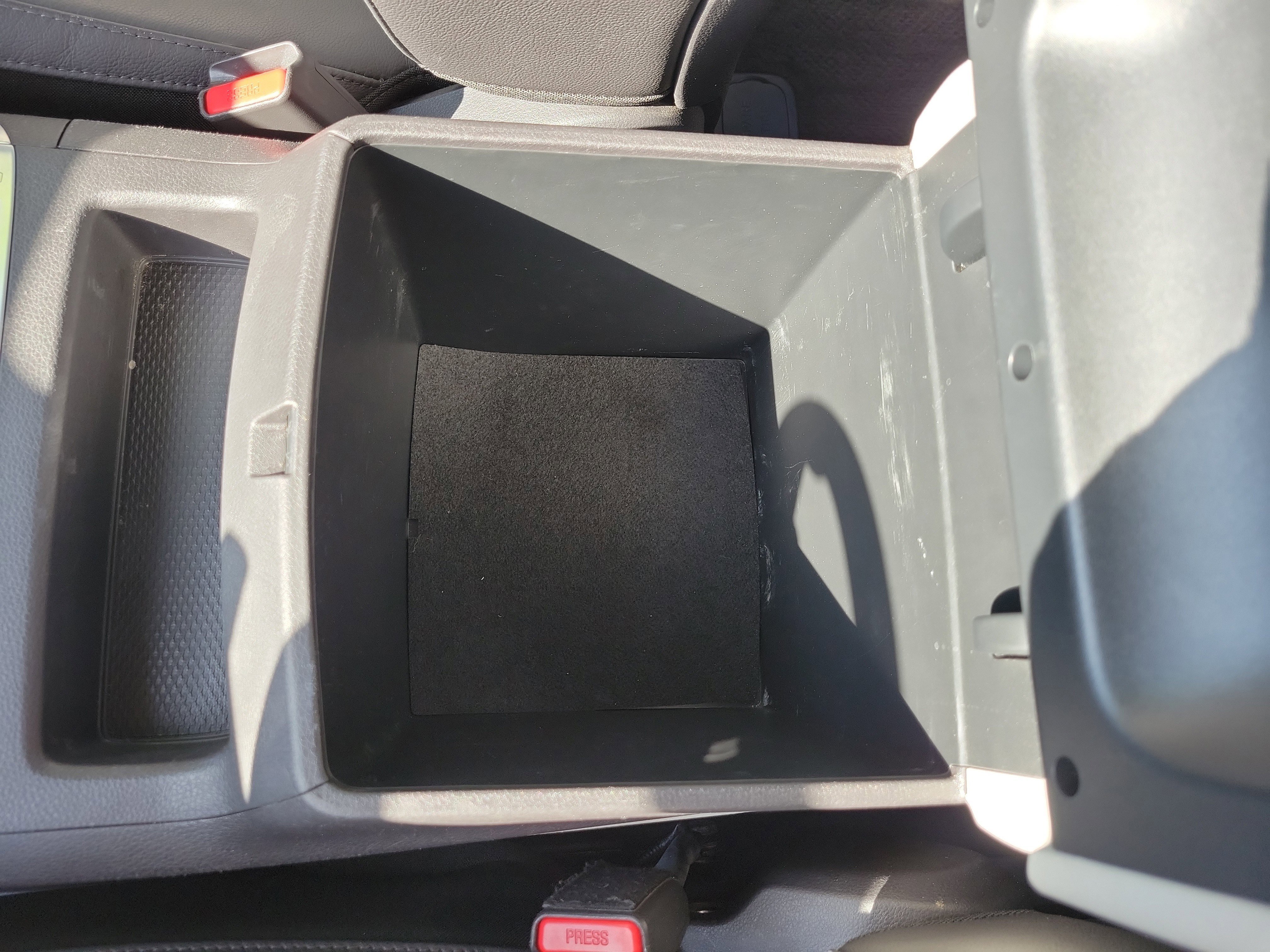 Used 2023 Kia Carnival SX Prestige FWD image 28