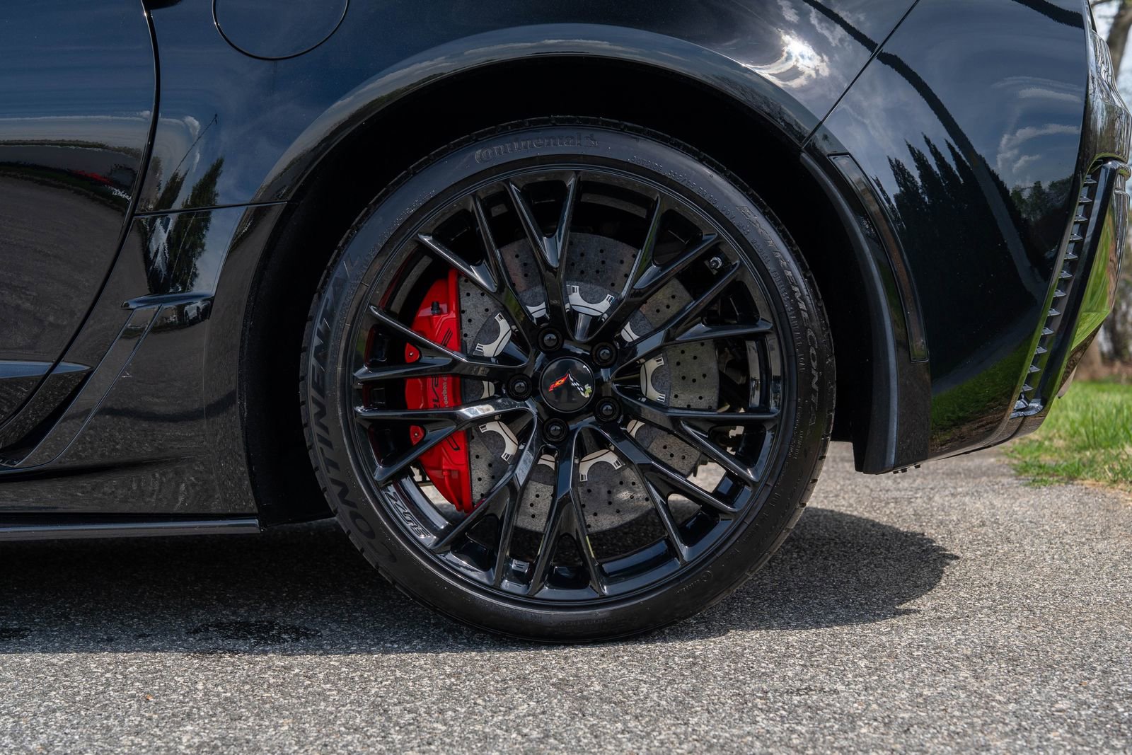 Used 2016 Chevrolet Corvette Z06 w/ 3LZ Preferred Equipment Group image 11