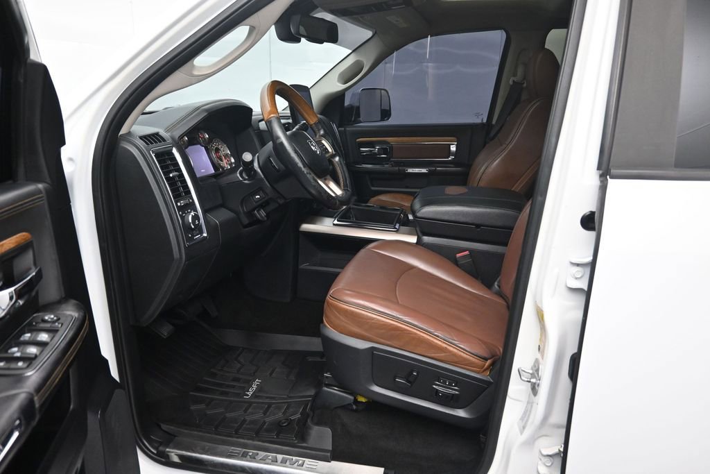 Used 2015 RAM 3500 Laramie Longhorn AWD/4WD image 9