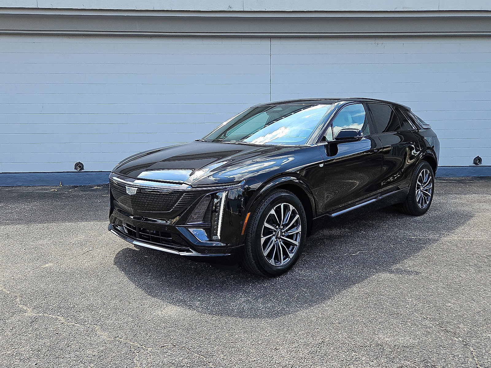 New 2026 Cadillac Lyriq Premium Sport w/ LPO, Floor Liner Package image 1