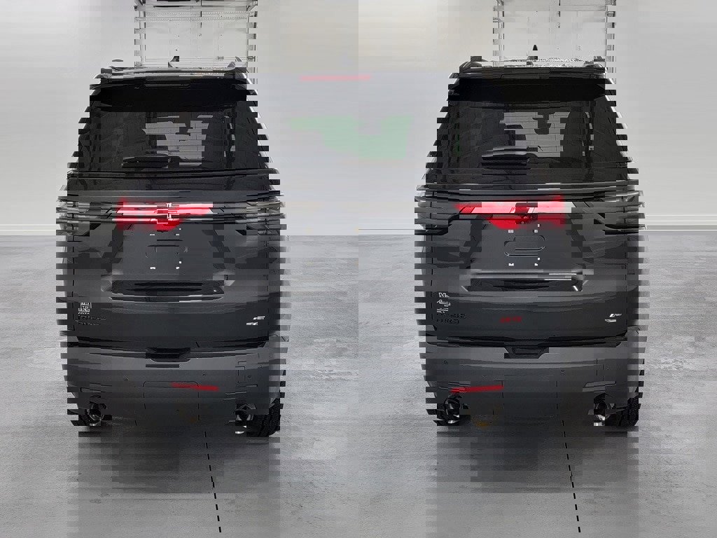 Used 2022 Chevrolet Traverse RS image 7