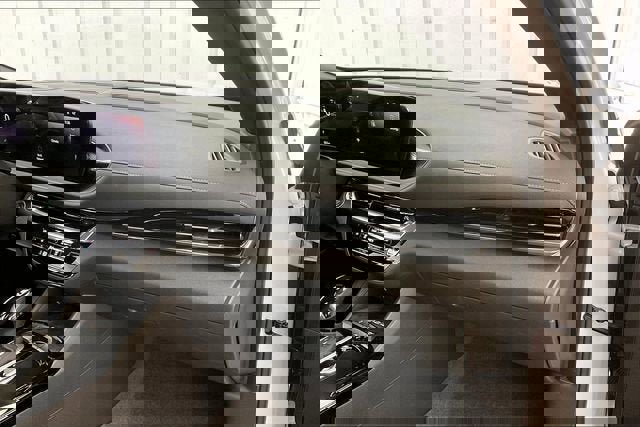 Certified 2025 Buick Envista Avenir image 18