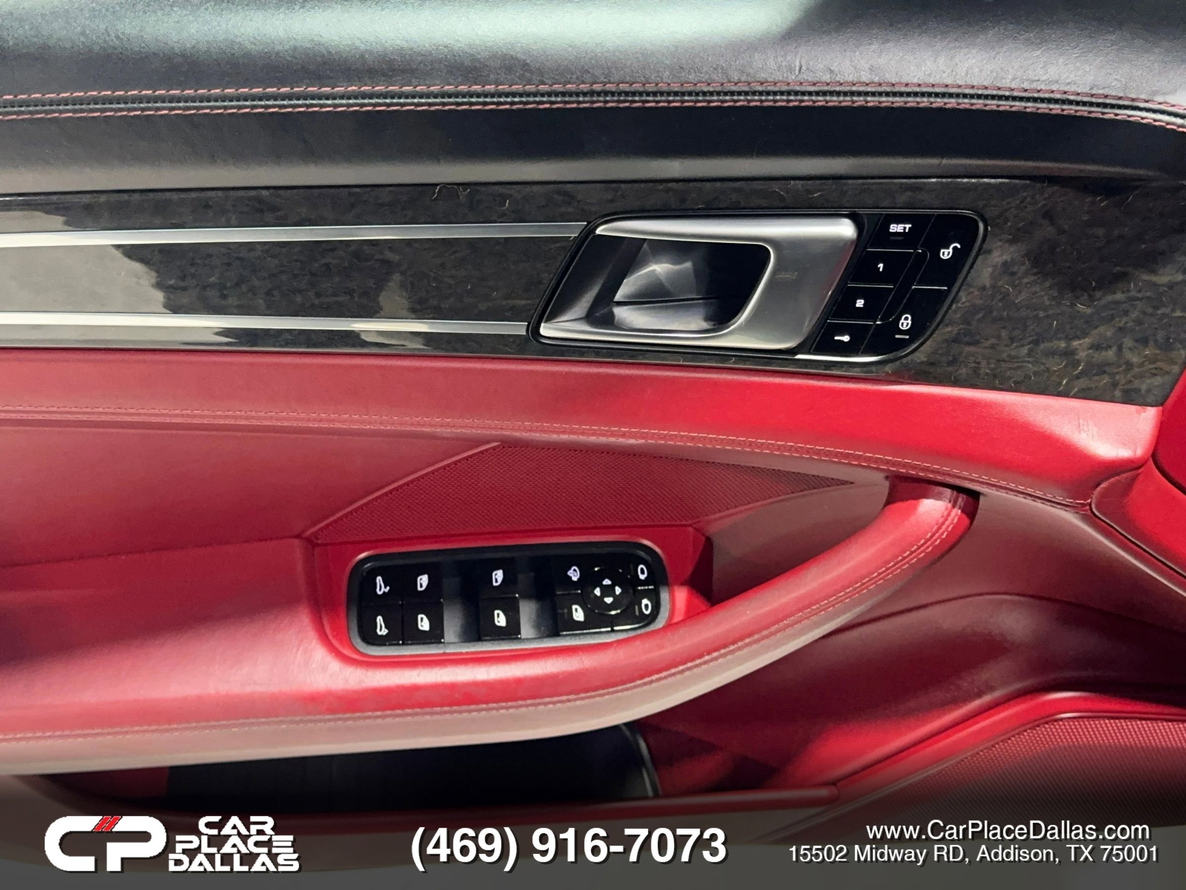 Used 2018 Porsche Panamera 4 image 14