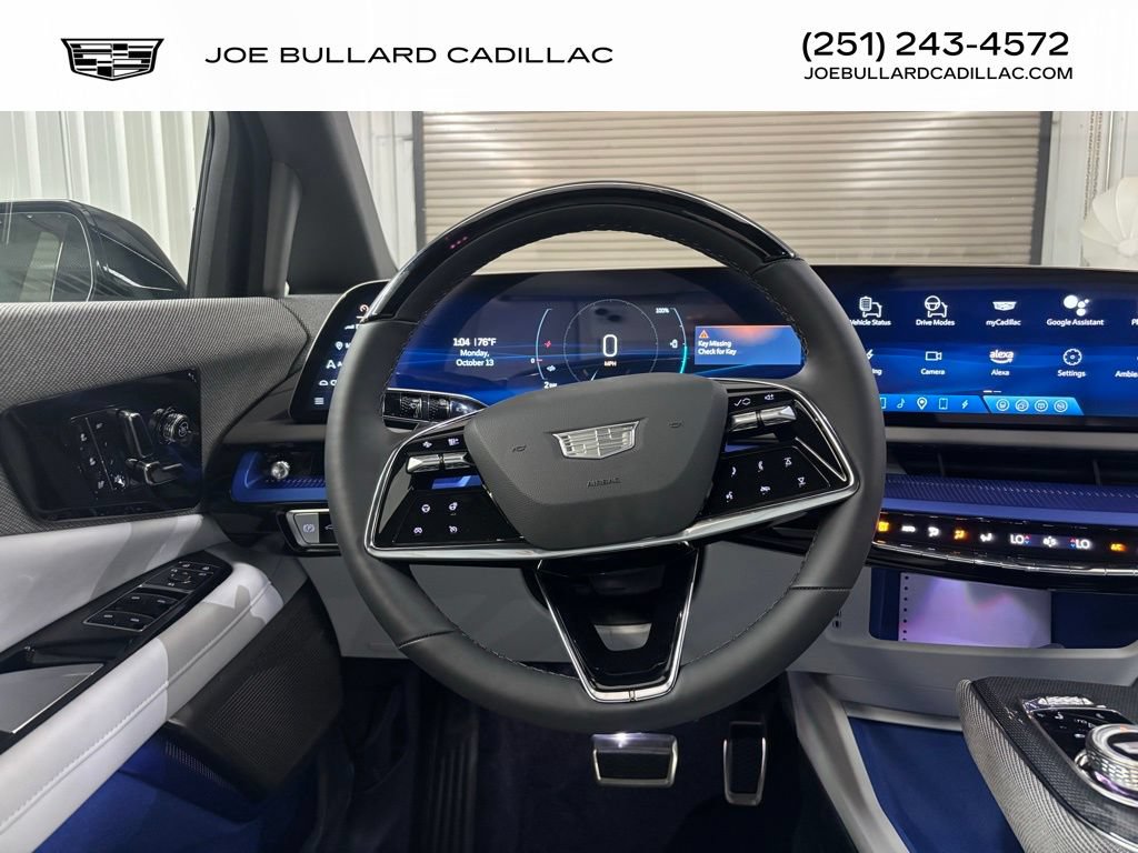 New 2025 Cadillac Optiq Sport 2 w/ LPO, Floor Liner Package AWD/4WD image 22