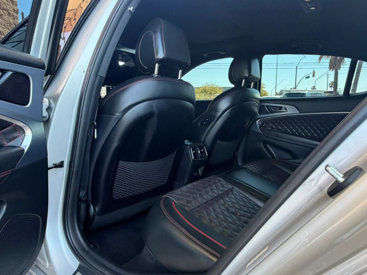 Used 2019 Genesis G70 3.3T Advanced w/ Sport Package RWD image 32