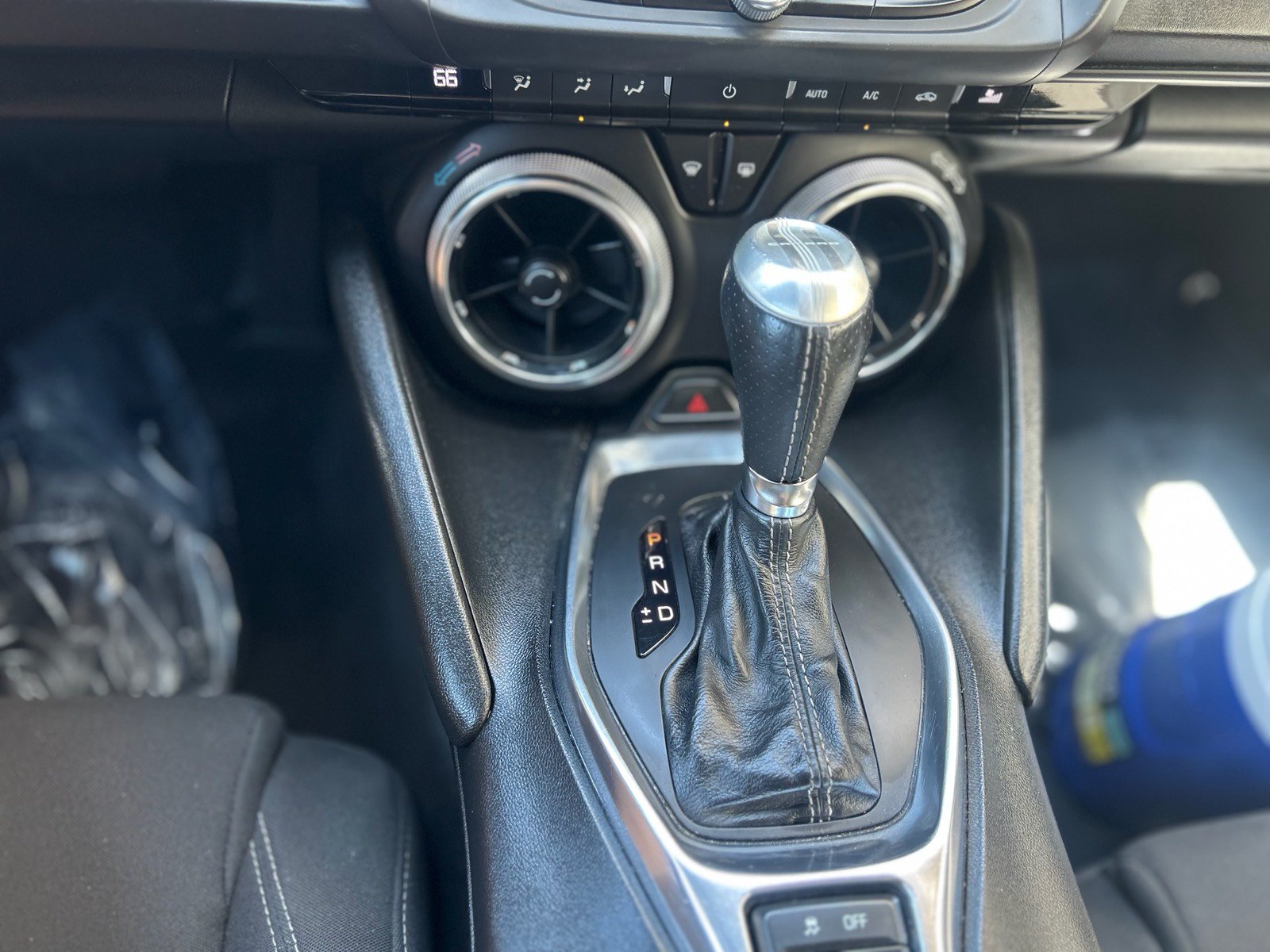 Used 2018 Chevrolet Camaro SS RWD image 27