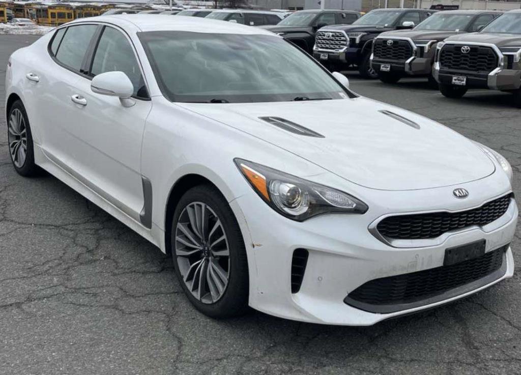 Used 2019 Kia Stinger image 2