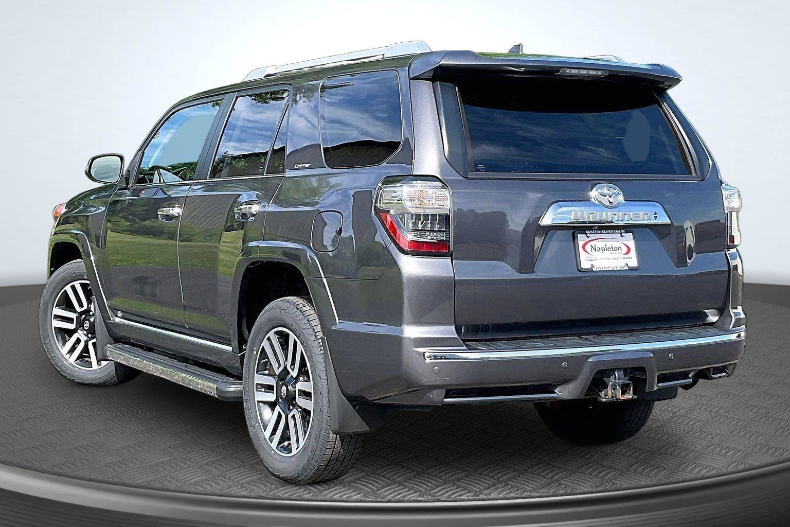 Used 2023 Toyota 4Runner Limited AWD/4WD image 12
