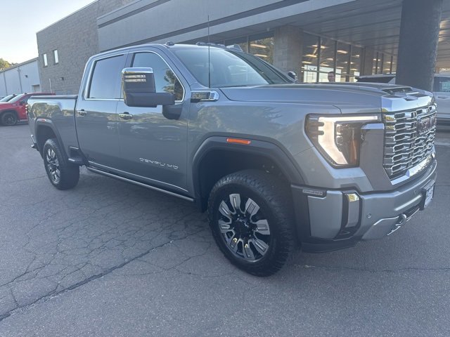 New 2026 GMC Sierra 2500 Denali w/ Denali Reserve Package image 8
