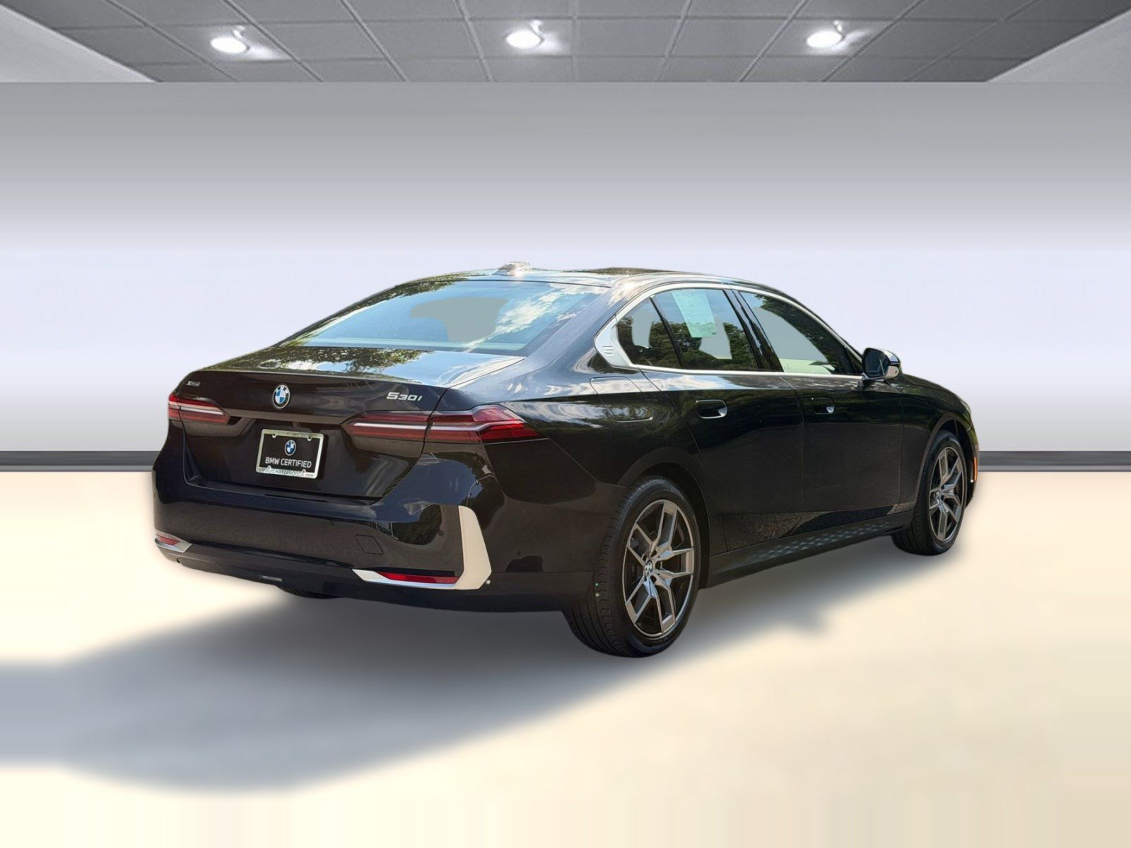 Certified 2026 BMW 530i xDrive AWD/4WD image 9