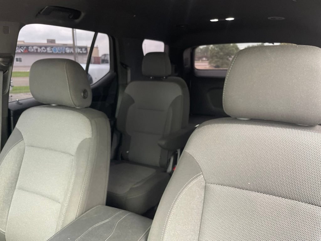 Used 2023 Chevrolet Traverse LT FWD image 56