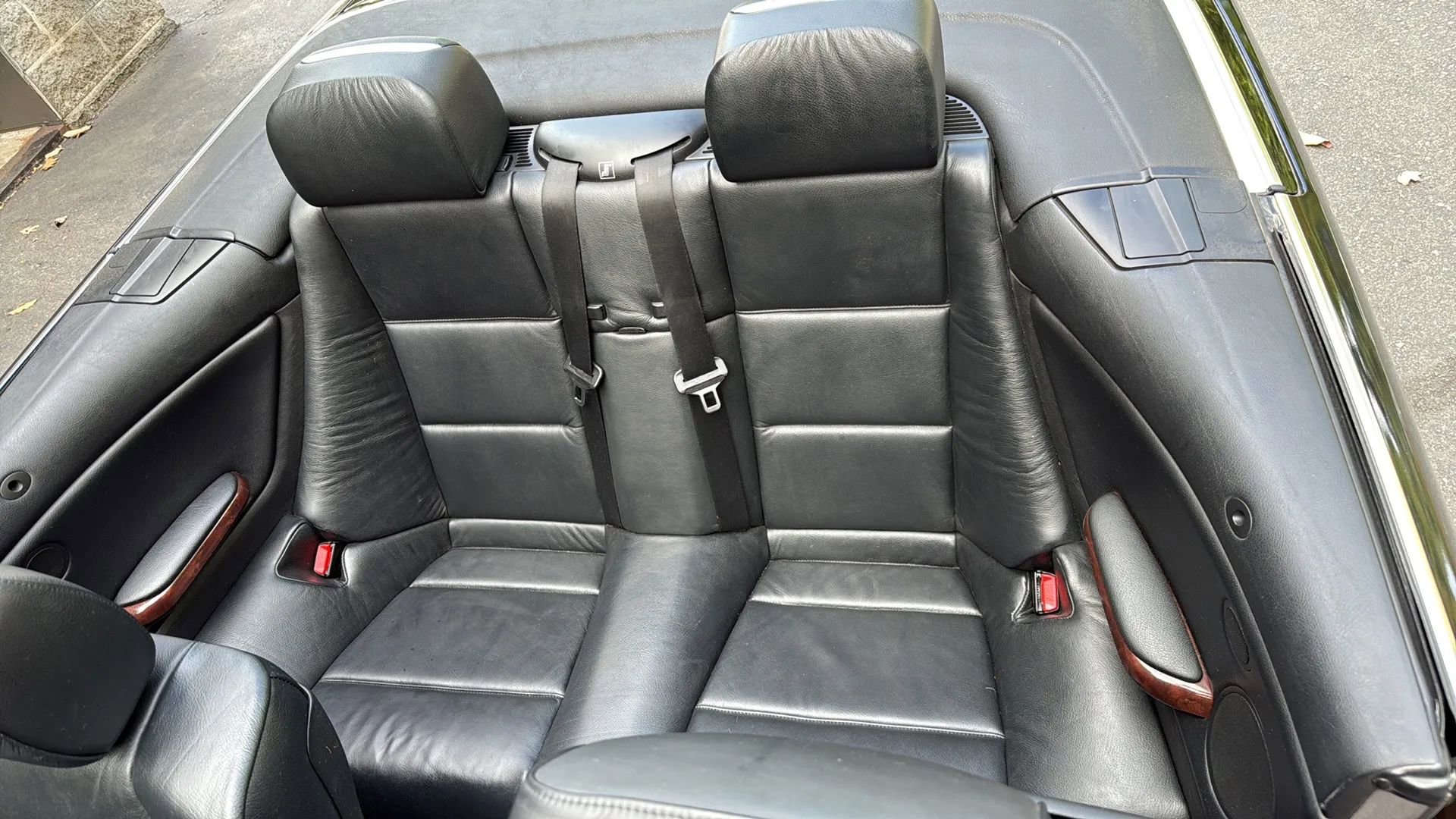 Used 2003 BMW 330Ci Convertible image 25