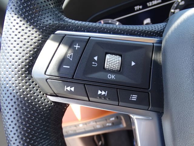 Used 2023 Mitsubishi Outlander SEL 40th Anniversary AWD/4WD image 19