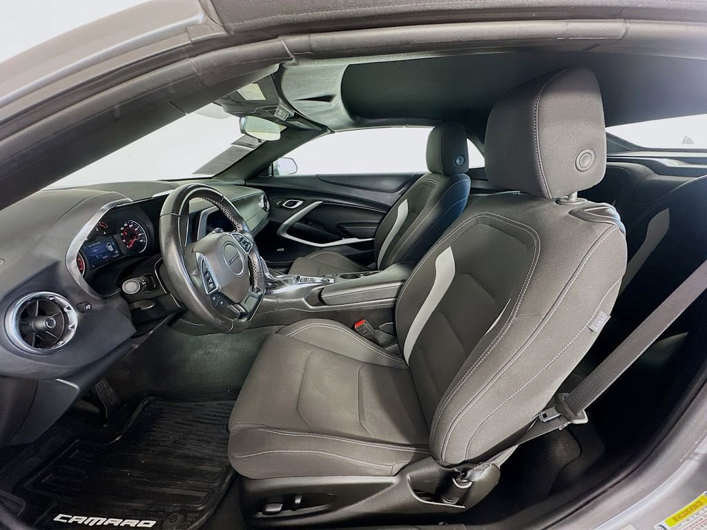 Used 2024 Chevrolet Camaro LT w/ Technology Package image 20