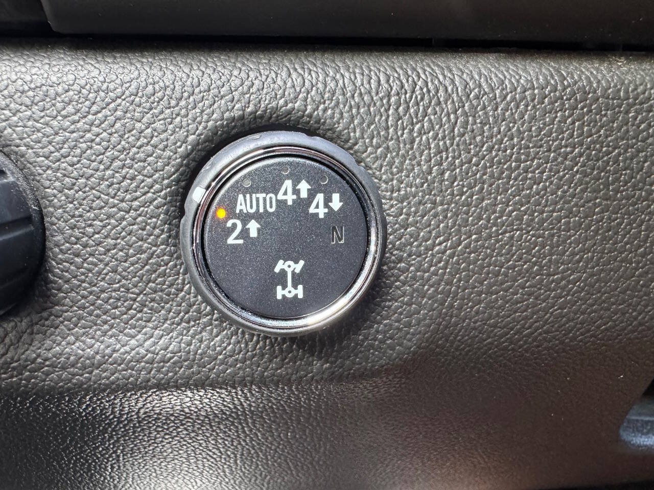 Used 2018 GMC Canyon Denali AWD/4WD image 8