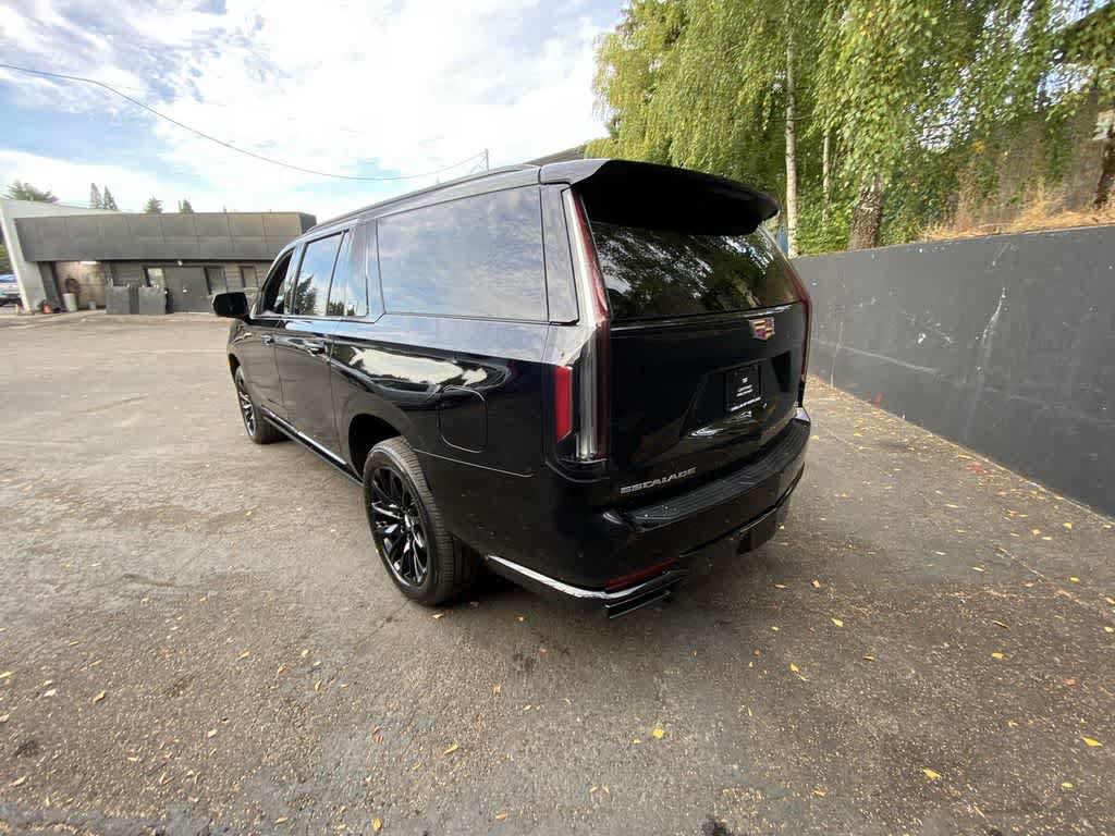 Certified 2024 Cadillac Escalade ESV Sport Platinum w/ LPO, ONYX Package AWD/4WD image 4