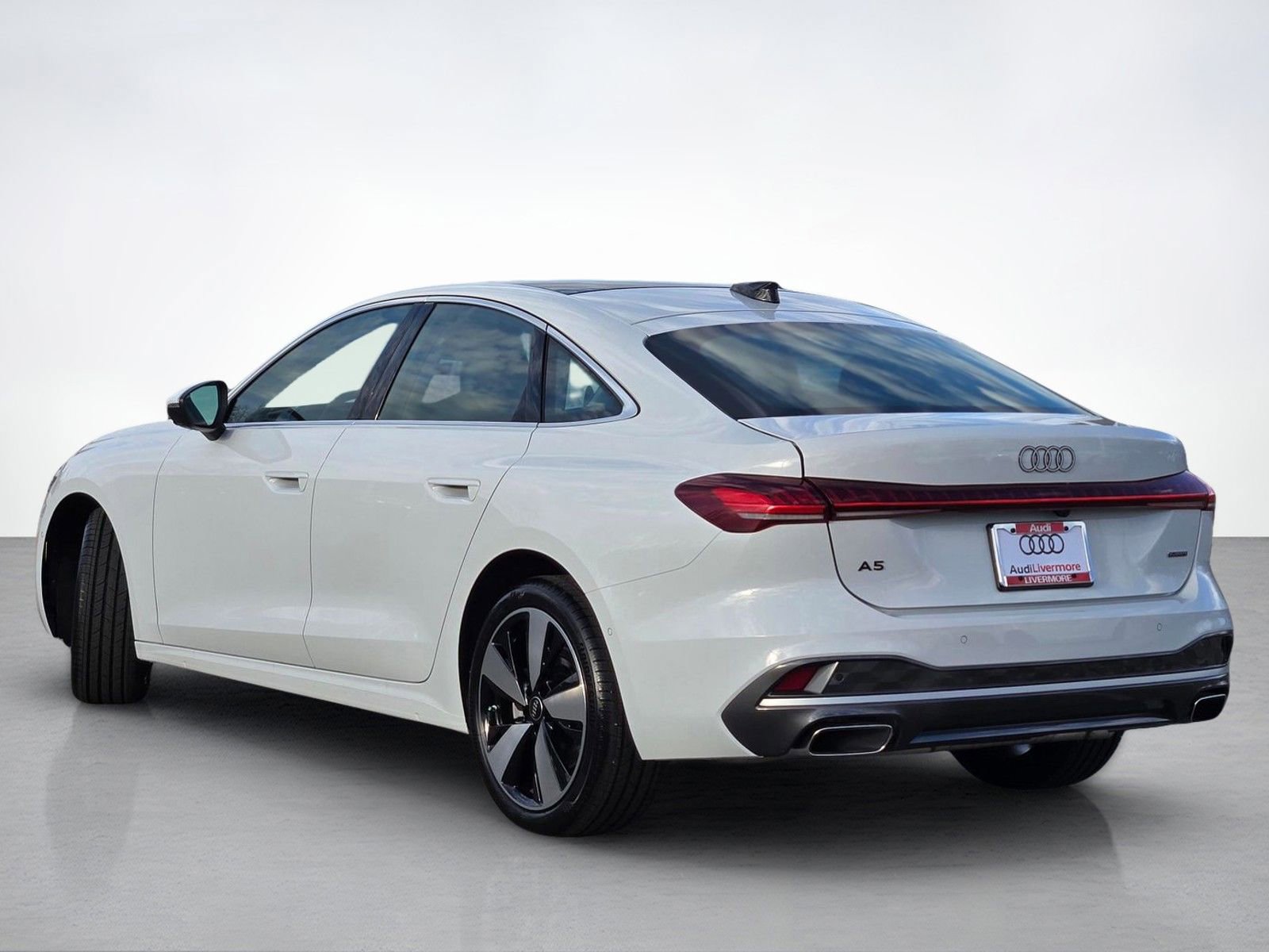 New 2025 Audi A5 2.0T Premium Plus AWD/4WD image 4