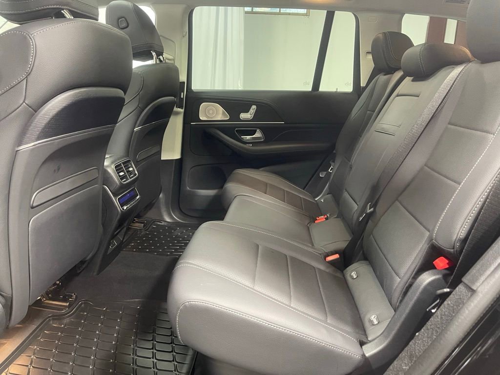 Used 2026 Mercedes-Benz GLS 450 4MATIC image 25