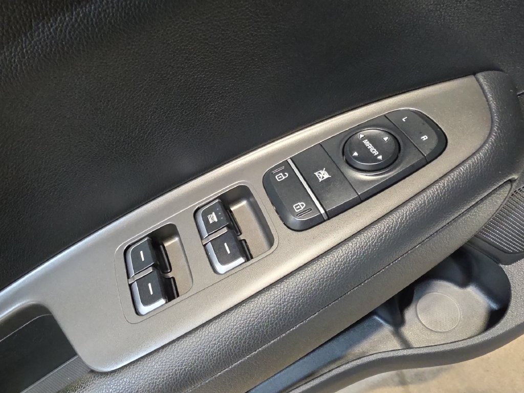 Used 2019 Kia Optima LX w/ LX 17" Wheel Package FWD image 15