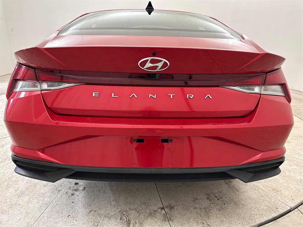 Used 2021 Hyundai Elantra SEL image 23