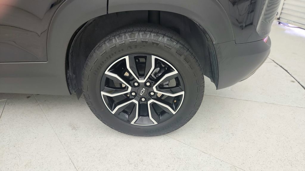 Certified 2025 Chevrolet TrailBlazer ACTIV w/ Convenience Package FWD image 27