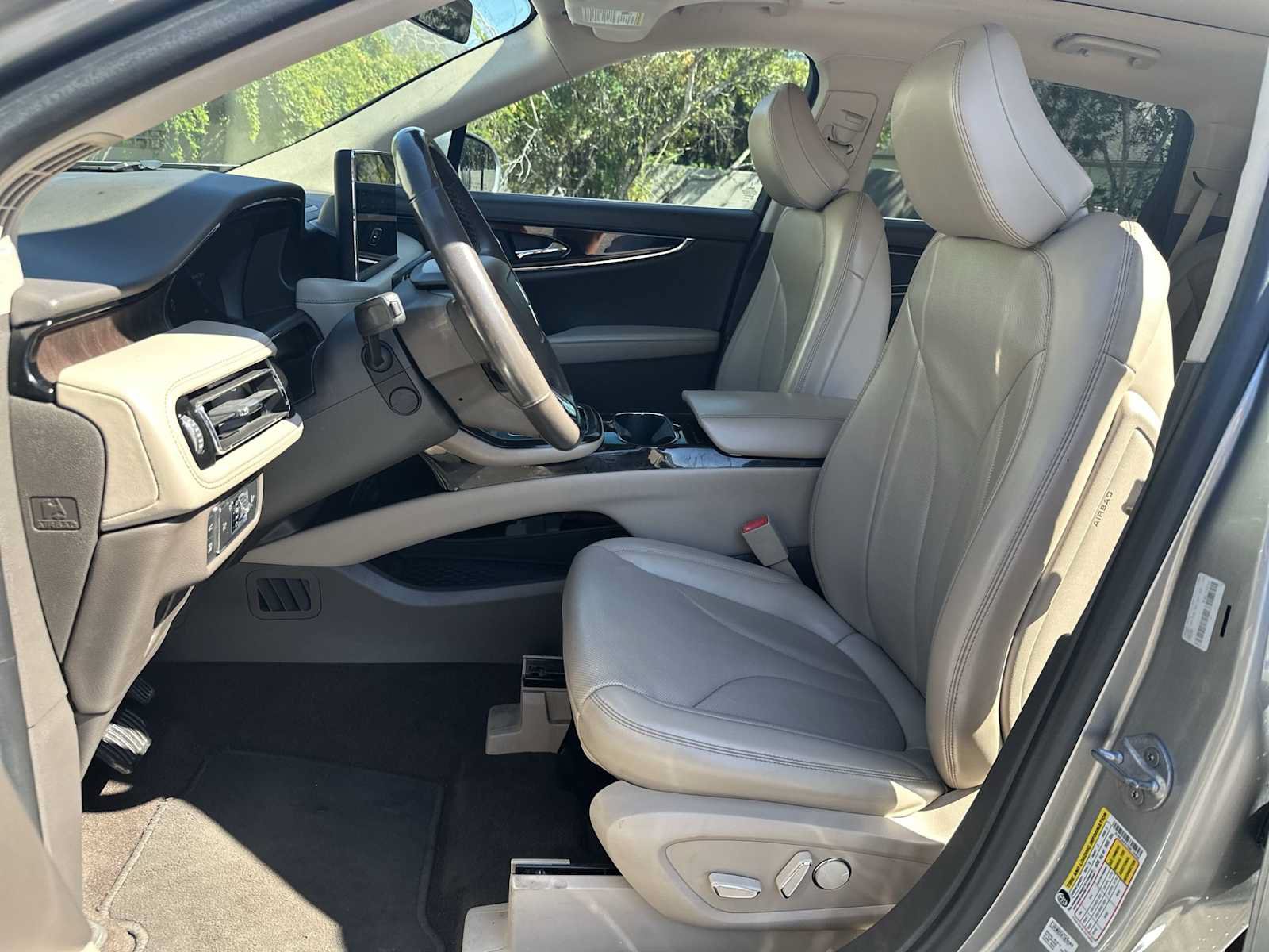 Used 2021 Lincoln Nautilus Reserve FWD image 15