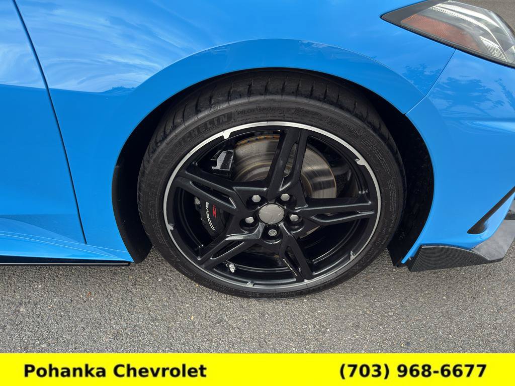 Used 2021 Chevrolet Corvette Stingray Coupe w/ Z51 Performance Package RWD image 26