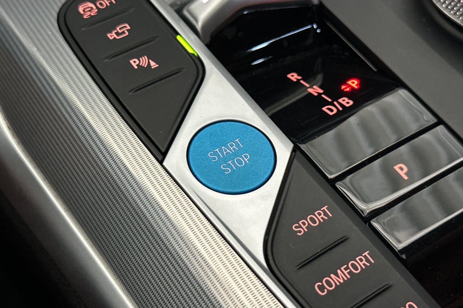 Used 2023 BMW i4 eDrive40 w/ M Sport Package RWD image 21