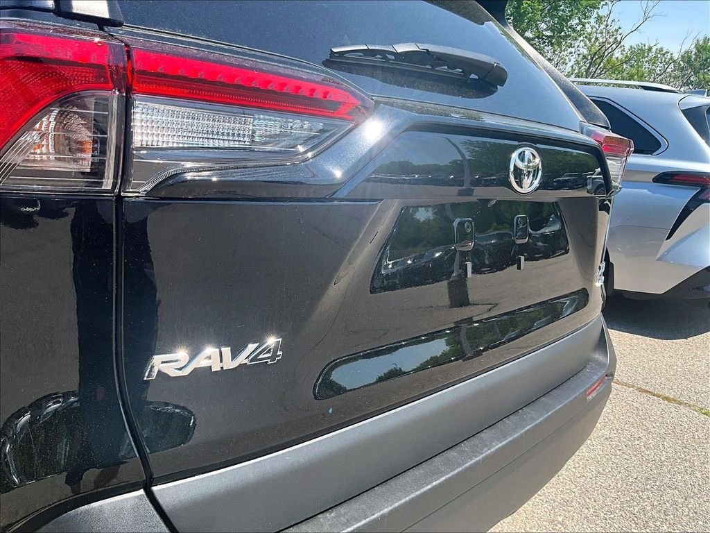 Certified 2023 Toyota RAV4 XLE w/ Convenience Package AWD/4WD image 29
