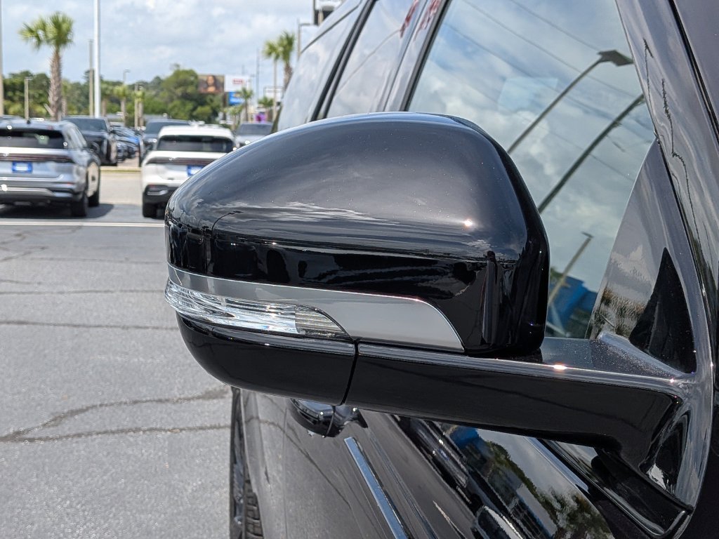 New 2026 Lincoln Navigator L Reserve w/ Jet Appearance Package AWD/4WD image 12