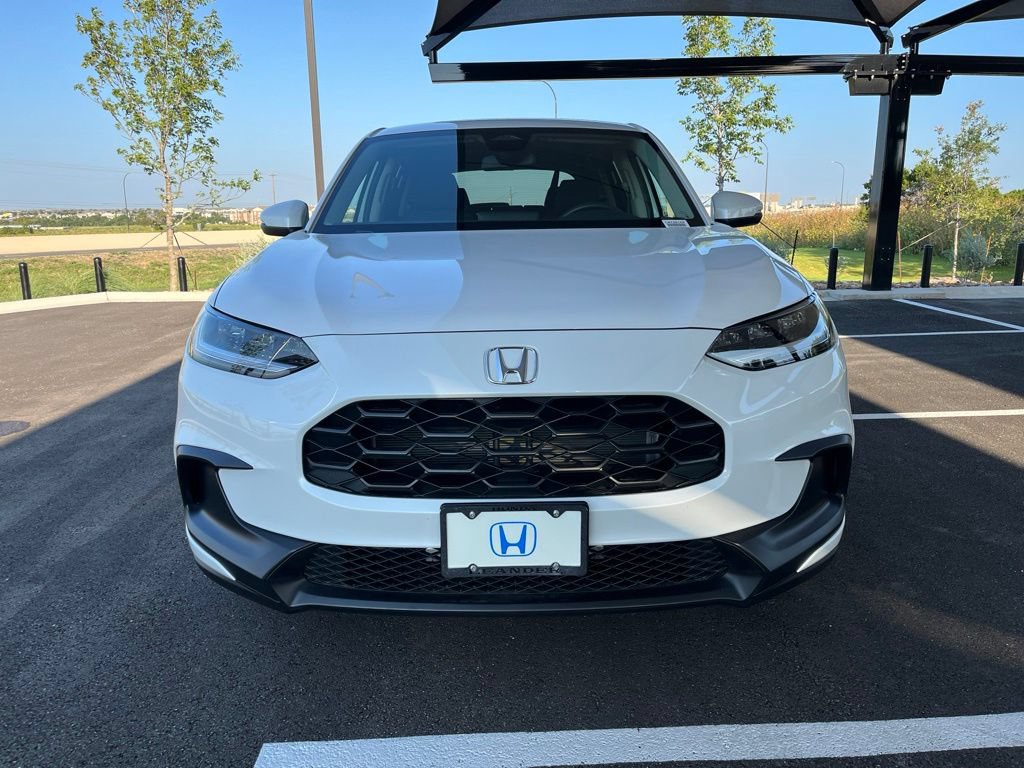 Certified 2026 Honda HR-V LX image 2