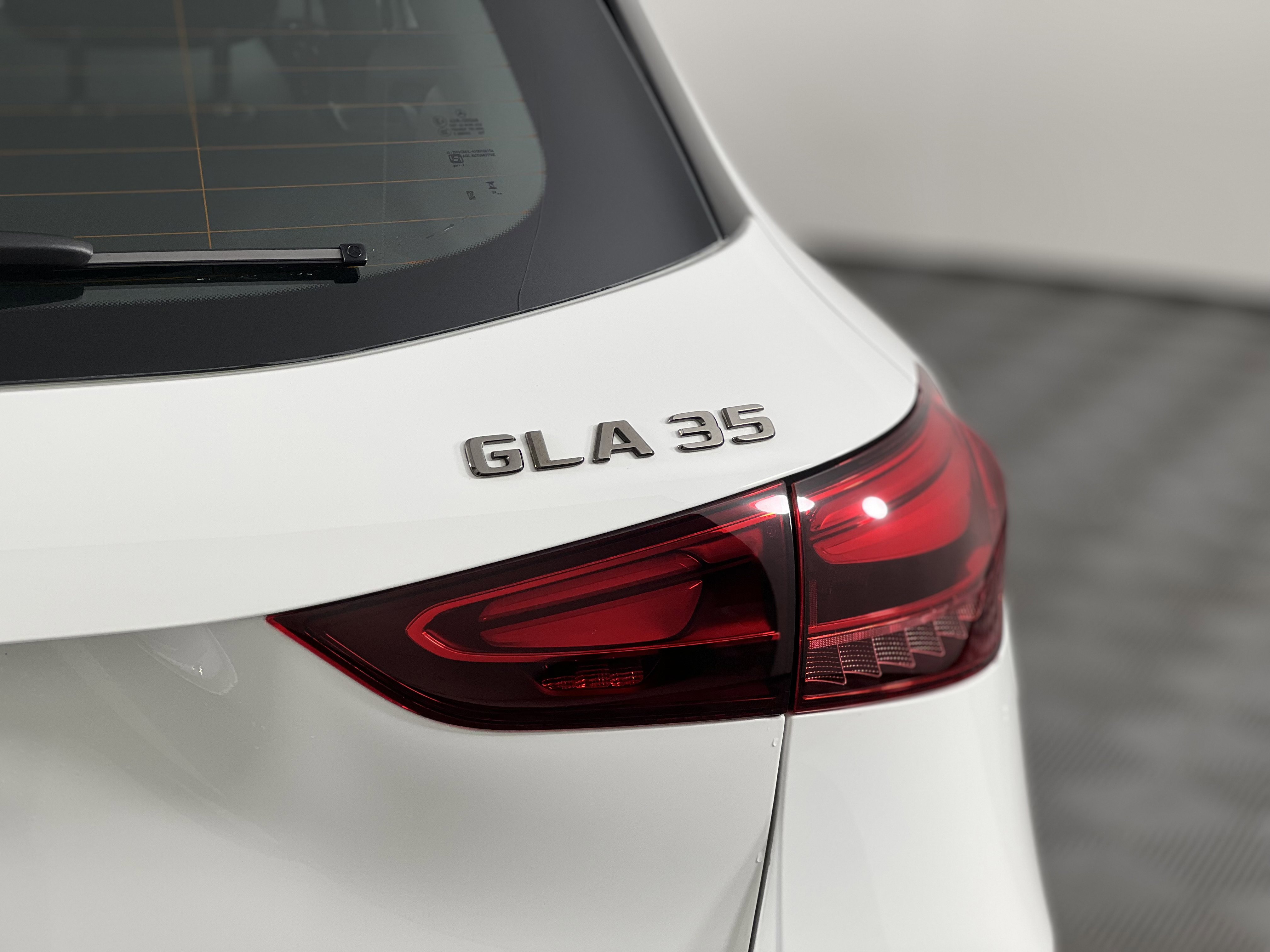 New 2025 Mercedes-Benz GLA 35 AMG 4MATIC image 12