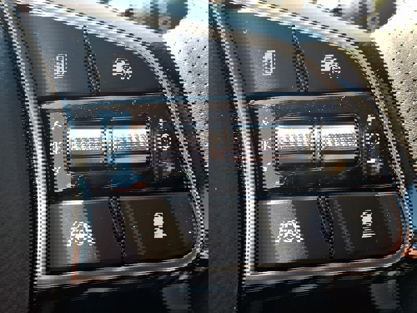 New 2026 Kia Seltos SX image 18