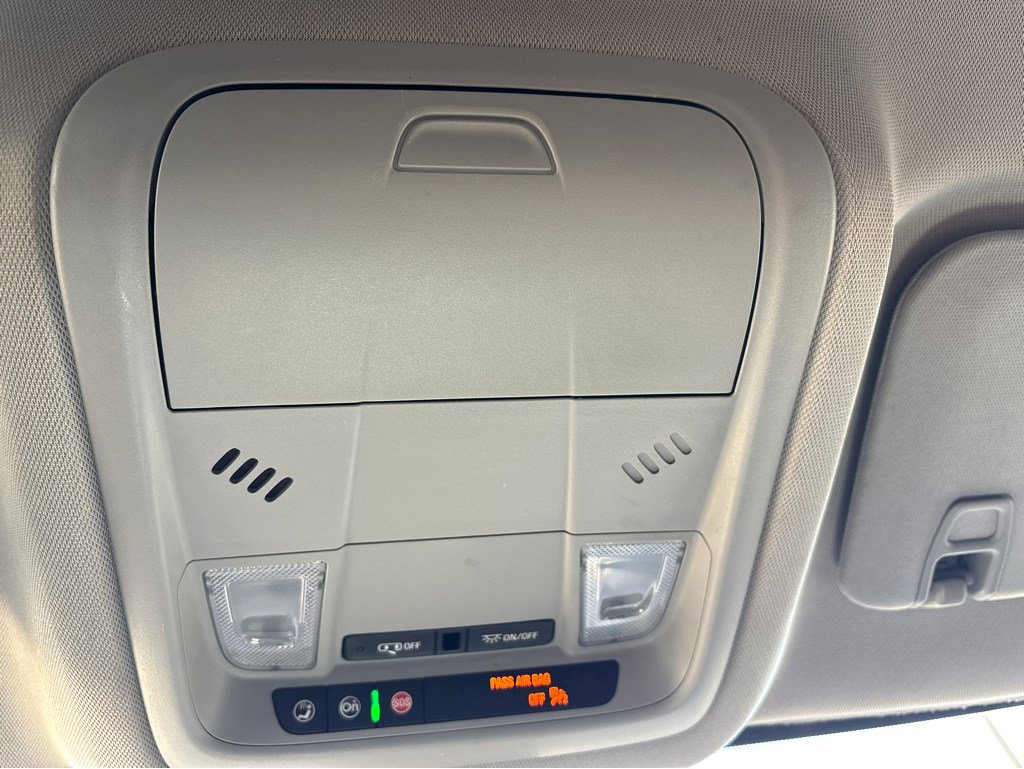 Used 2023 GMC Acadia SLE w/ Driver Convenience Package image 30