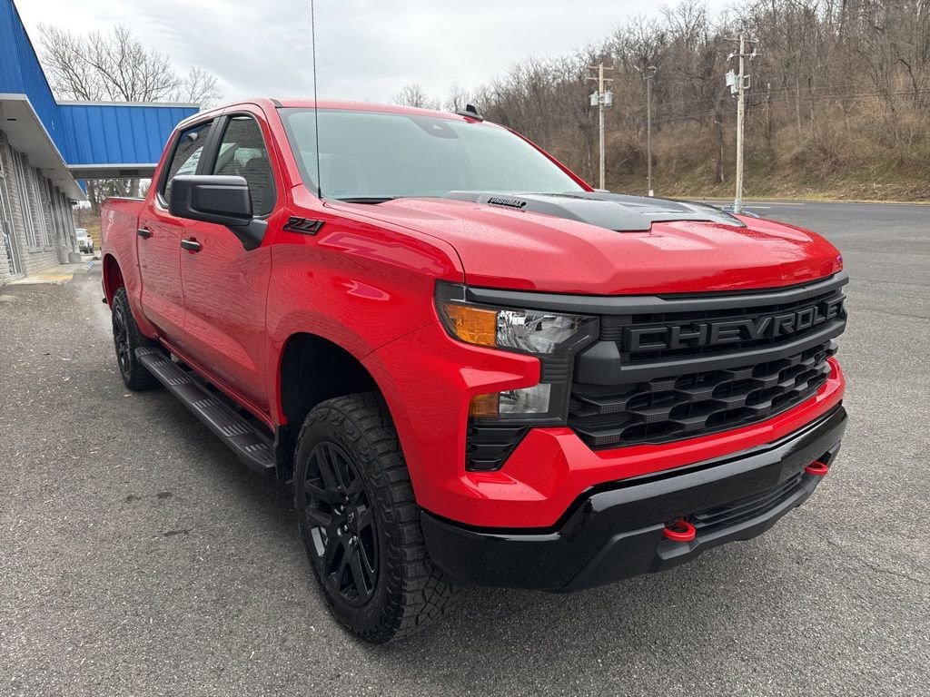 New 2026 Chevrolet Silverado 1500 Custom Trail Boss w/ LPO, Dark Essentials Package AWD/4WD image 14