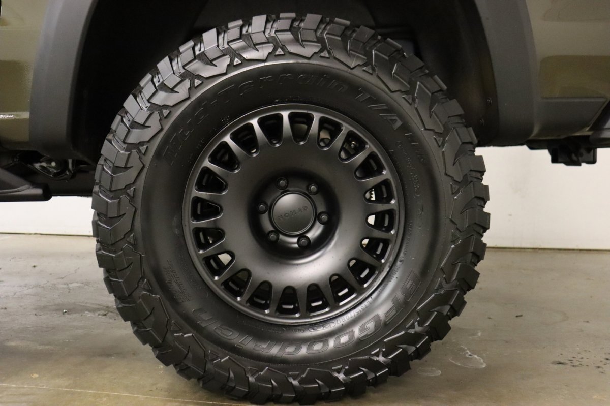 Used 2025 Chevrolet Colorado ZR2 w/ ZR2 Bison Edition image 8